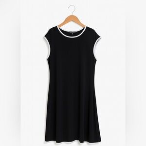 Nik and Nash Women’s Size Large Black Cap Sleeve Shift Dress with White Trim